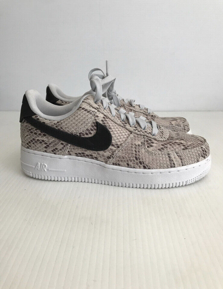 Nike Air Force 1 '07 Premium Sneaker - BQ4424-100 Nike Air Force 1 '07 Premium Sneaker - BQ4424-100