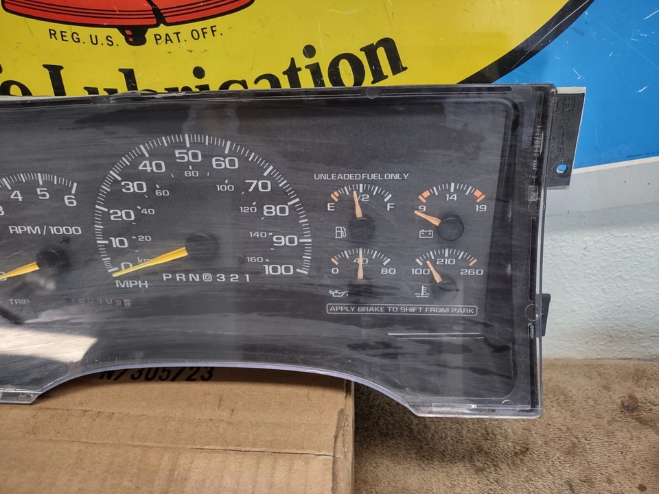 Medidores Chevy Cluster 1995-1998 buen estado Silverado Tahoe suburban GMC Sierra Foto 3 de 4