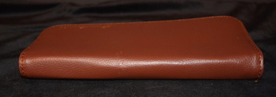 Дорожный чехол для маникюра и бритья EDDIE BAUER из клееной кожи - Изображение 3 из 4