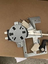 NEW Genuine WHIRLPOOL Built-In Oven, Door Latch  # W10618131