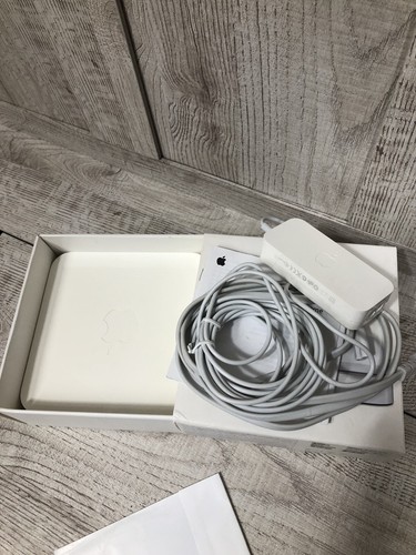 Apple Airport Extreme 802.11n WiFi MD031LL/A A1408 Wireless Router - Picture 7 of 7