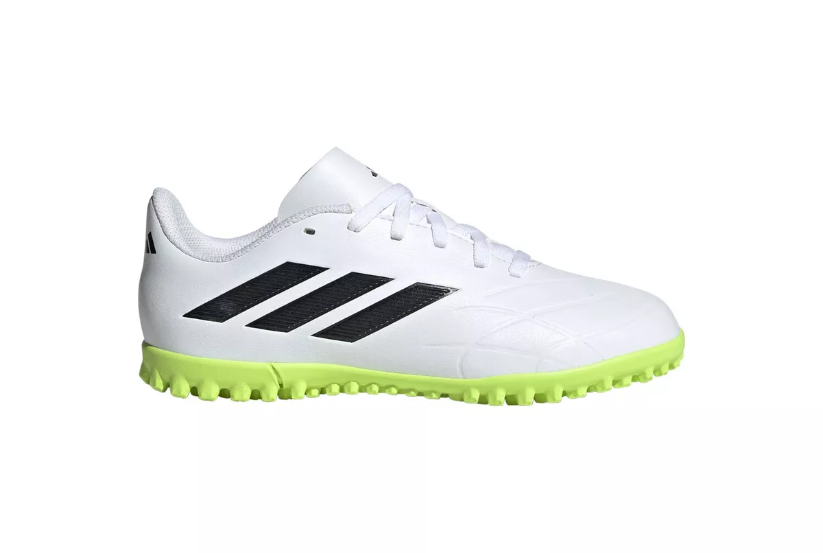 Chaussure clearance foot turf