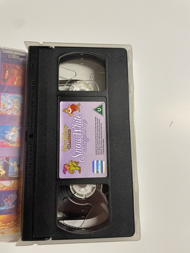 WALT DISNEY SNOW WHITE AND THE SEVEN DWARFS VHS VIDEO TAPE CLASSIC - Picture 3 of 4