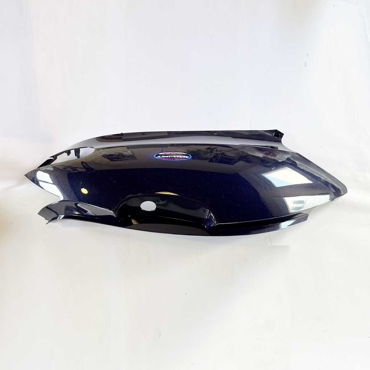 Carénage arrière gauche bleu foncé de qualité supérieure 83600-KKC4-900-BHP