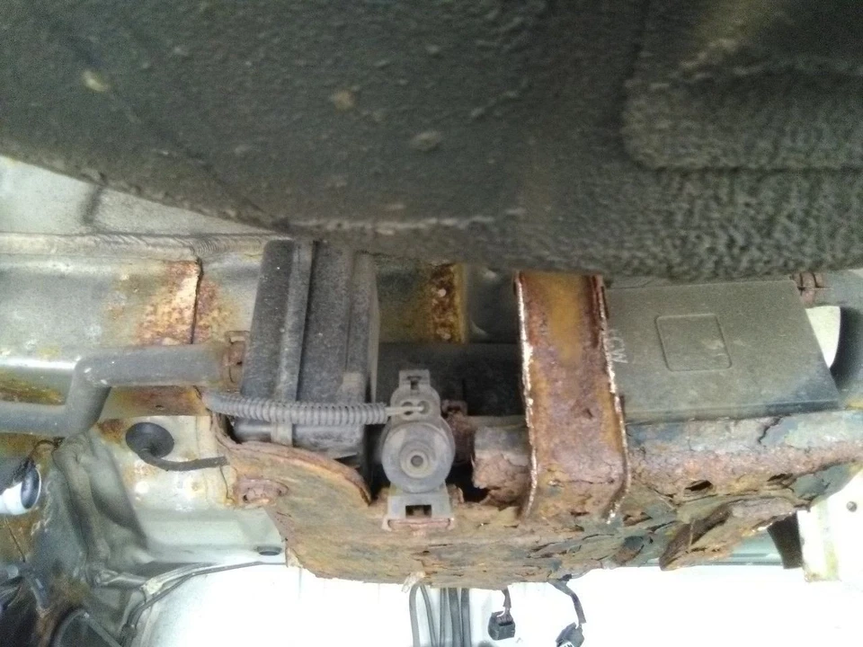 2010 Kia Forte Fuel Vapor Canister 20 Liter G2U - Imagem 3 de 4