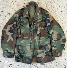 Vintage US Army M65 Field Jacket Mens Med Regular Woodland Camo Cold Weather 90s