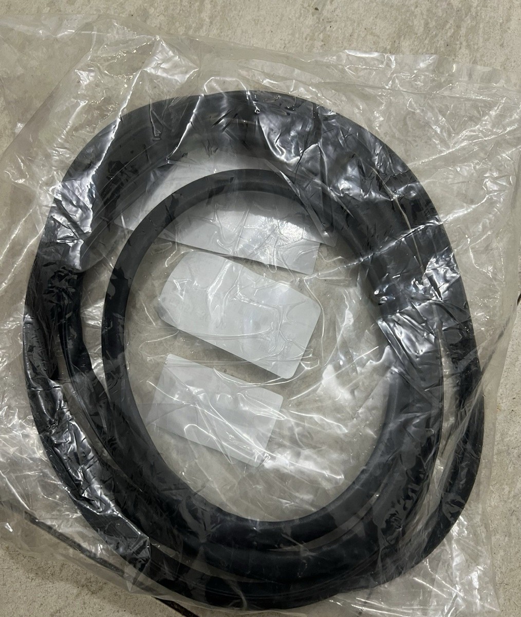 63251-0E010 63251 - 48030 Lexus Sunroof Weatherstrip Seal | eBay