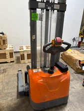APOLLOLIFT Used 3300lbs Full Electric Pallet Stacker Walkie Straddle Legs 118"