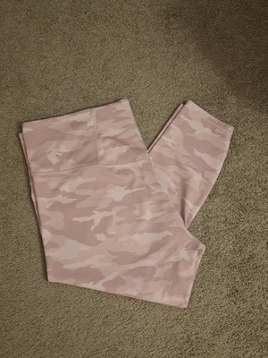 Athleta Women Elation Camo 7/8 Tight Legging Size 3X Pink Activewear Gym