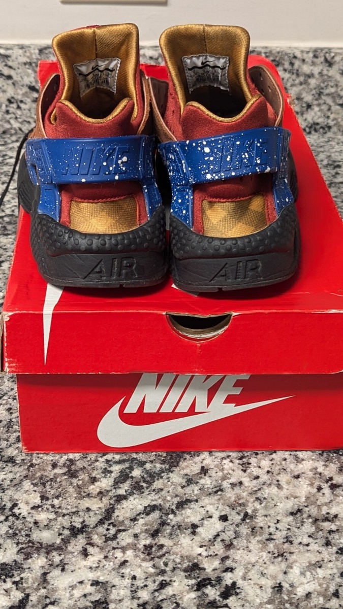 NIKE AIR HUARACHE RUN PREMIUM CAMPFIRE EDITION. MEN'S SIZE 9