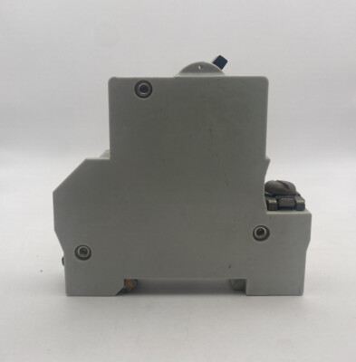 SCHRACK SD-81 Nr.28-L20A, 2 AMP, 1 POLE CIRCUIT BREAKER, 220/380