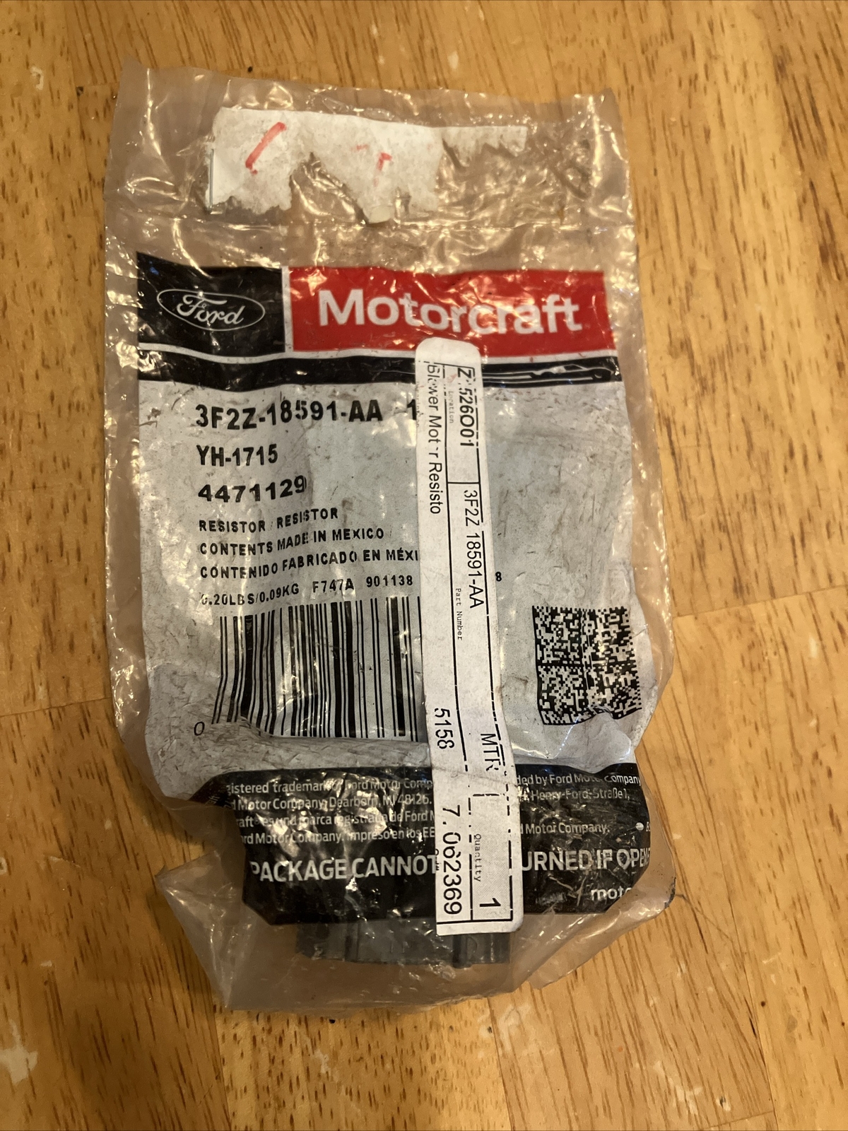 New OEM Genuine Ford Motorcraft HVAC Blower Motor Resistor YH1715 3F2Z