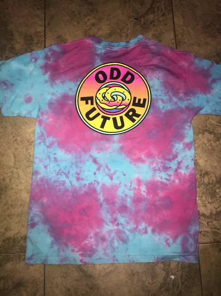Off white top donut tee