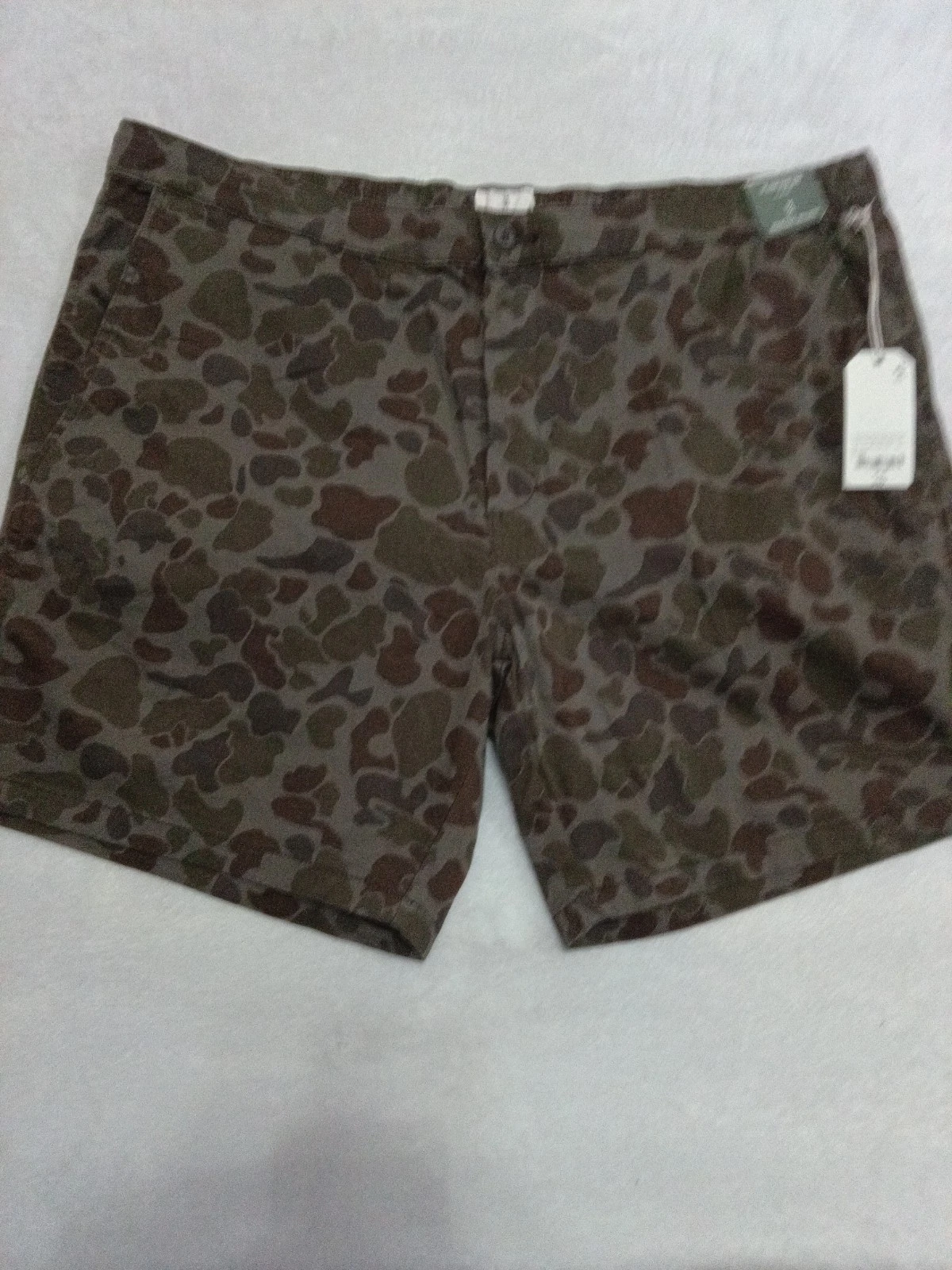 Mutual Weave Chino Board Shorts Men's Size 46 8" Inseam Camo NWT