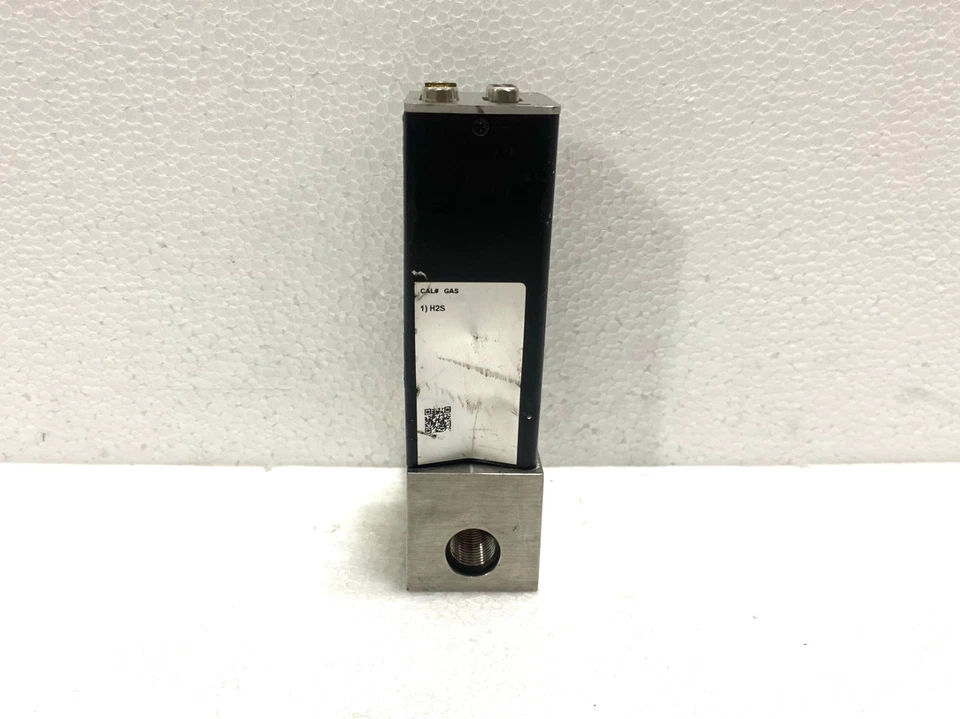 Brooks Instruments SLA5850P1FDF1C2A1 Thermal Mass Flow Controller Gas H2s - Image 3 of 4