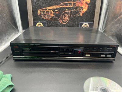 Studio Standard by Fisher Compact Disc Player AD-862