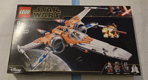 LEGO Star Wars: Poe Dameron's X-wing Fighter (75273) - Picture 1 of 8