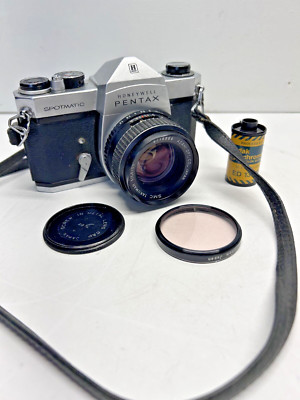 Honeywell Pentax Spotmatic 35mm Film Camera Tukumar  1:1.8/55 Lens & Strap