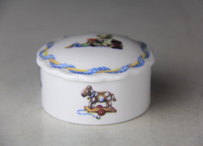 Queen s Fine Bone China ''Tales of Teddies'' Trinket Box by Colour Box England