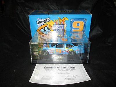 Revell Collections NASCAR 1/24 Car #9 Cartoon Network's Dexter's