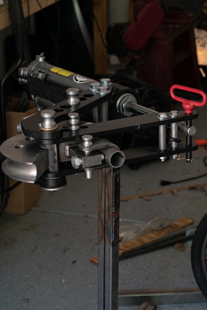 8 Ton Hydraulic Air Long Ram Jack – Single Piston Pump For Engine Hoists & Workshops