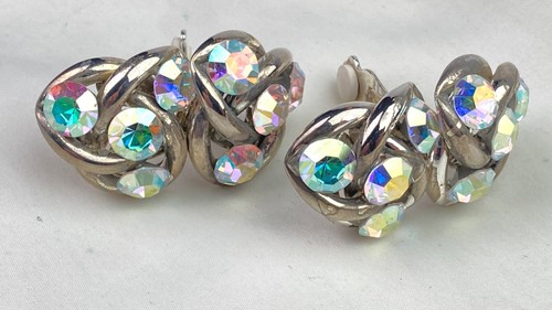 NORMA JEAN Vintage Large Clip Earrings AB Stones - Picture 12 of 12