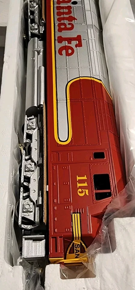 Williams O Scale FP-45 Diesel Locomotive Santa Fe #115 - Image 2 of 4