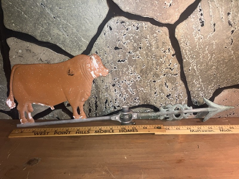 Antique Early Primitive Cow BULL Directional Figural Weathervane Arrow 20”