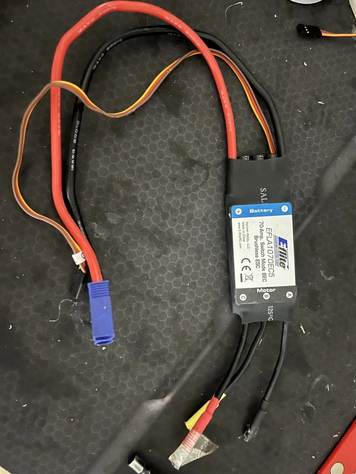 E-Flite EFLA1070EC5 A1070EC5 MODO INTERRUPTOR 70 AMPERIOS BEC BL ESC CON EC5 Foto 2 de 3