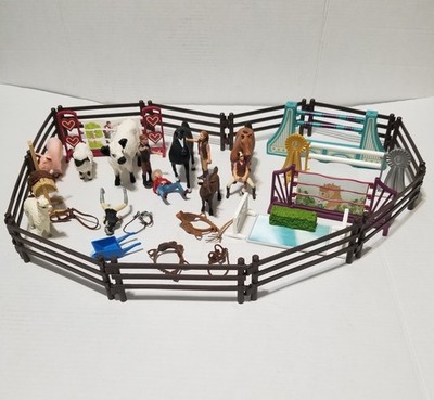  Schleich & Made In China Animals And Farms Accesories Incomplete Aprox 100 Pcs.