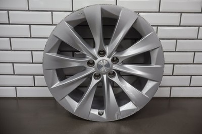 2016-2020 Tesla Model X OEM 20x9.5 Rear Wheel/Rim Slipstream 1027245-00-A
