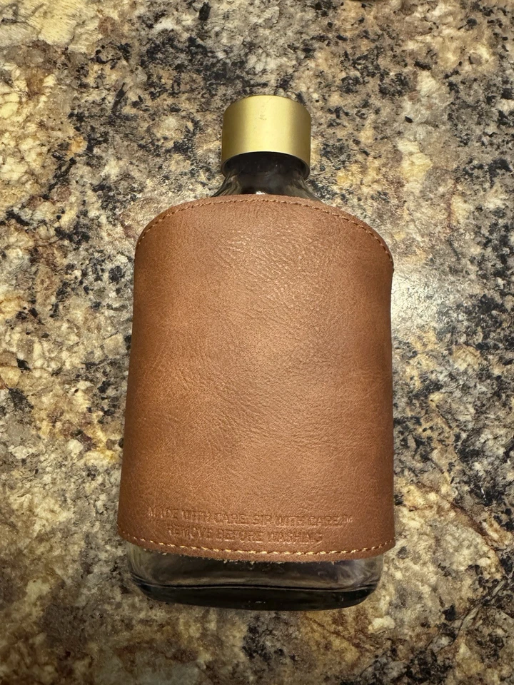 Maker's Mark Glass SIV Logo Flask with Leather Sleeve NEW 200ml - Image 2 of 4