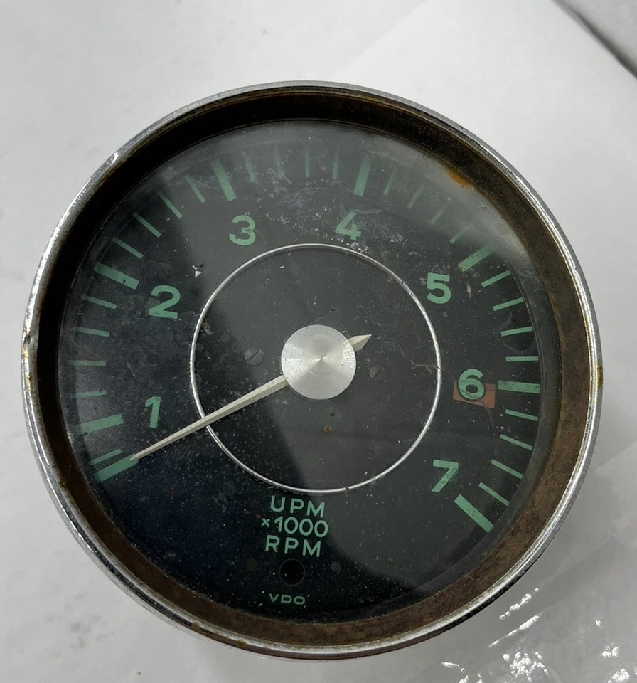 Porsche 912 VDO Green face Tachometer date stamped 902-741-302-01 GERMAN 1965 - Image 3 of 4