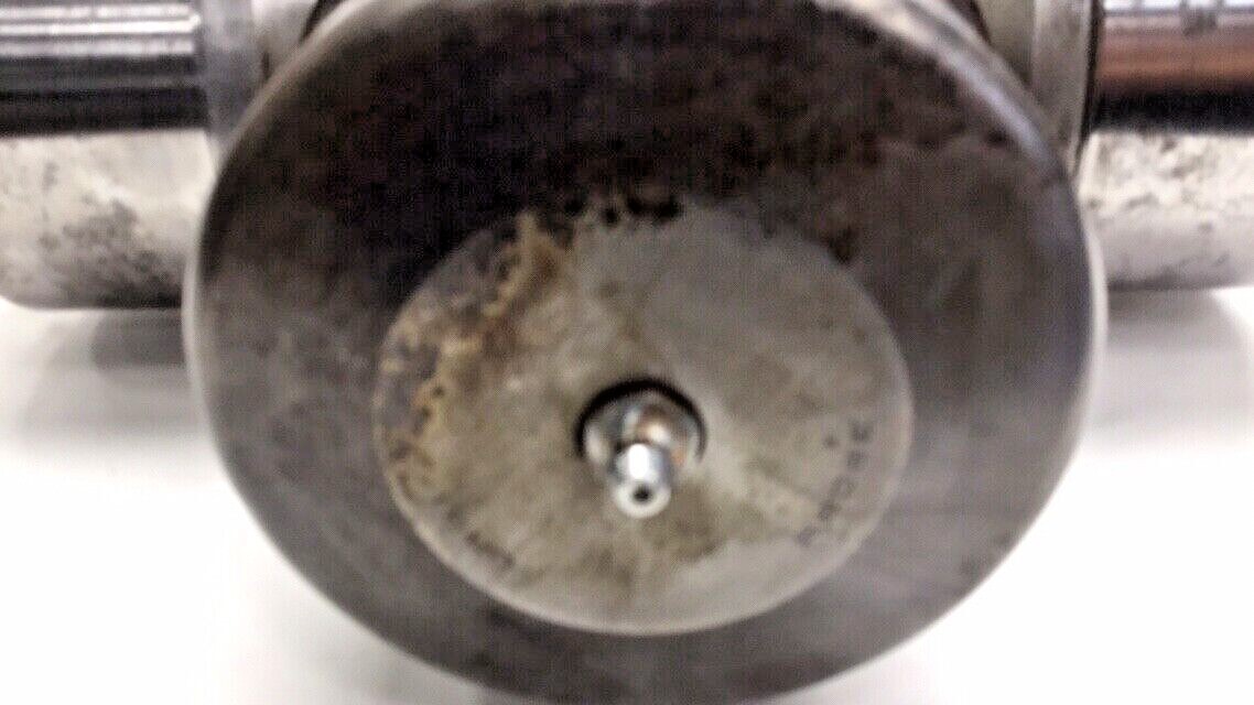 GWB 390.65 Used UJoint Universal Joint 39065 / 39065 Cross Journal