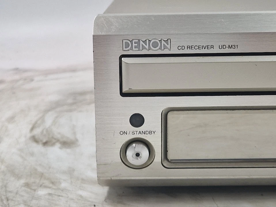 Denon CD Receiver UD-M31 - Für Teile, Kosmetische Abnutzung - Bild 3 von 4