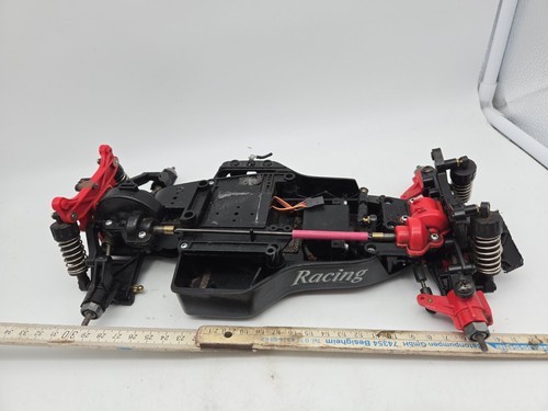 Tamiya 1:10 TA02 Chassis - Bild 3 von 4