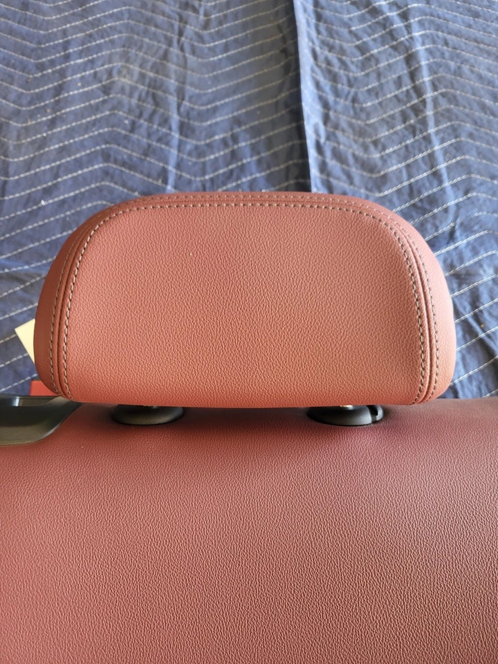 Б/у оригинальное верхнее правое заднее сиденье BMW 2-го ряда для 2022-2024 430i xDrive Gran Coupe - Изображение 4 из 4