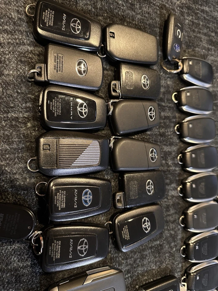 Car Key Fob Lot 40 Key Fobs Toyota, Mazda, Subaru, Honda, Etc Smart Keys - Image 3 of 4