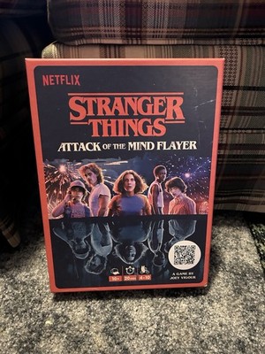 Netflix Stranger Things: Attack of the Mindflayer Family Card Game