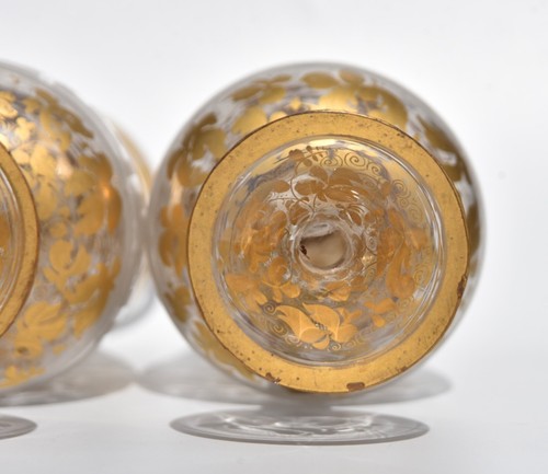 Pair of Antique Moser Bohemian Glass Vases - Gilt Foliage & Keystone 30cm - Picture 13 of 21