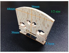 Caraya CVB06 Maple Wood Violin Bridge - 1/2 Size
