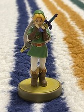 Nintendo Amiibo The Legend of Zelda Ocarina of Time: Link Figure OCARINA