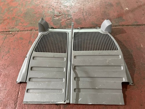Cabin partition