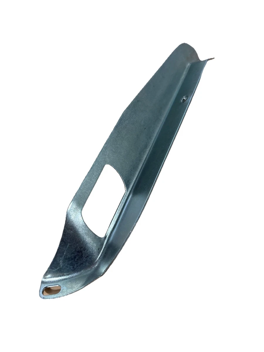 OEM Harley Davidson Right Inner Fairing Lower Support 58939-96C photo 1
