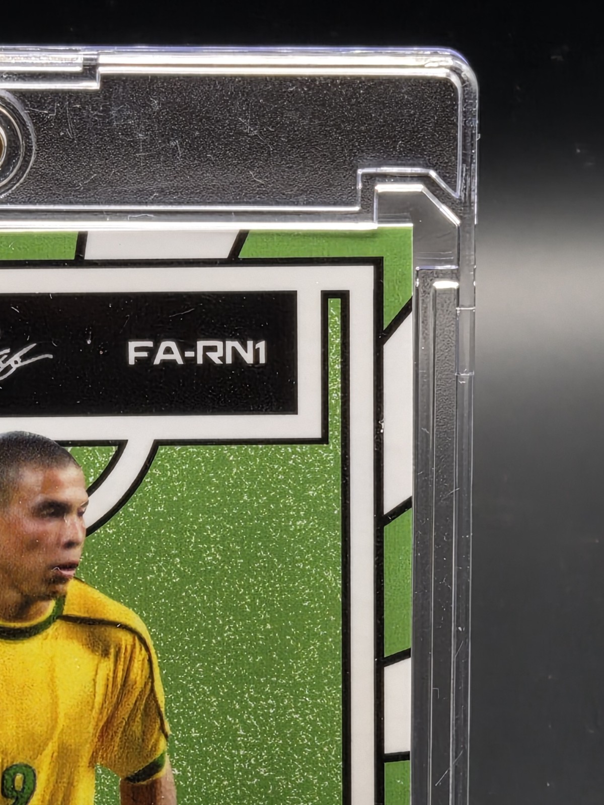 2025 Leaf Futbol Nation Ronaldo Nazario 1/1 Auto Autograph Plus Free 1/1 Insert view 11