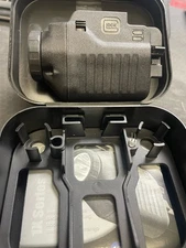 Glock WEAPON LIGHT Tactical 70 Lumens GTL10 Xenon 6V TAC3166 OEM FAST SHIP