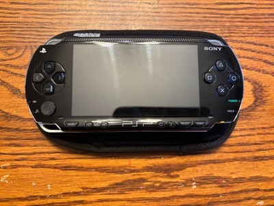 Sony PSP-1000 Black Bundle - CFW 6.61 ARK-4 - OEM Charger - 2 Batteries - Case