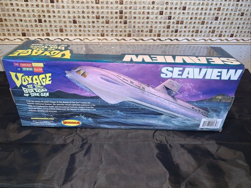 2009 Moebius Voyage To The Bottom Of The Sea Seaview Pre-Built 1:350 Model #2808 - 第 7/10 張圖片