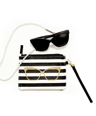 Betsey Johnson Cat Eye Polarized Sunglasses W/accessories  display picture 3