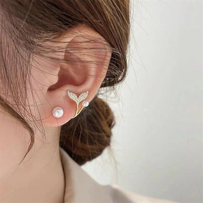 Sweet Cute Beauty Mermaid Fishtail Pearl Stud Earrings Womens